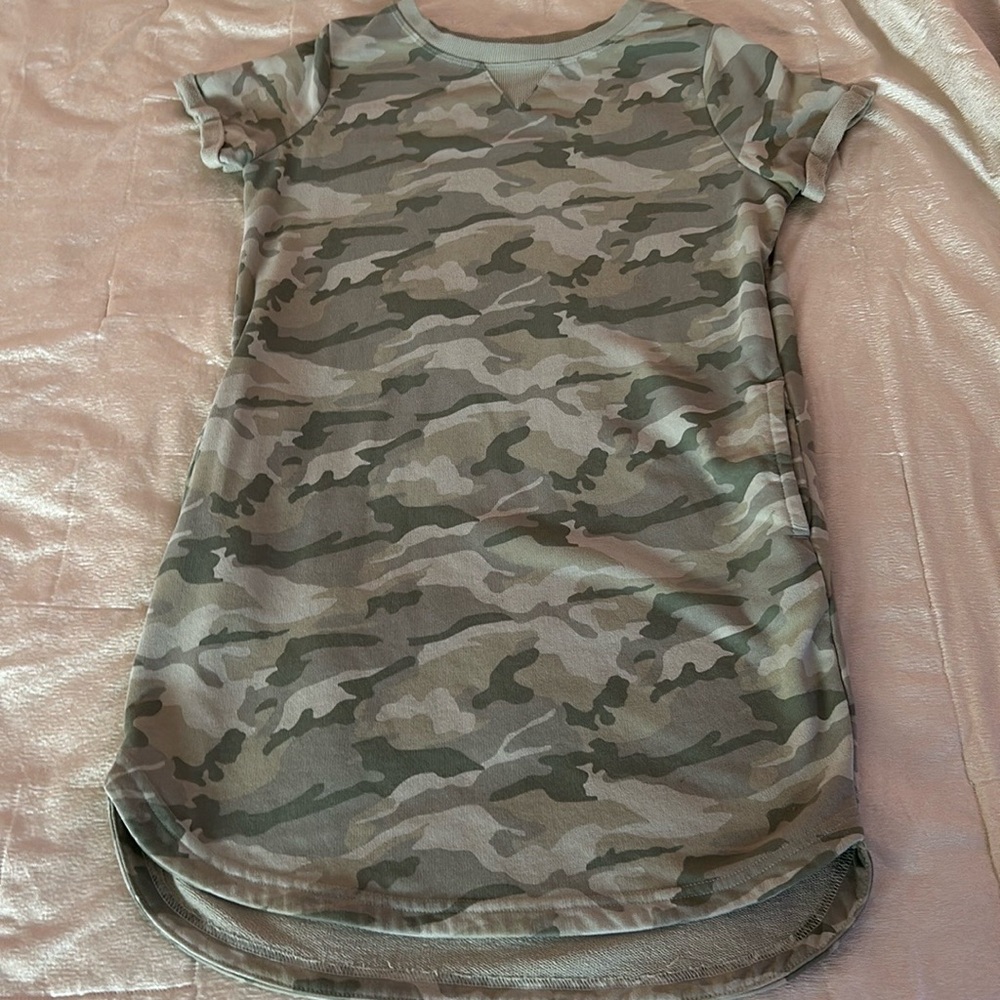 T-Shirt Dress w/ Pockets